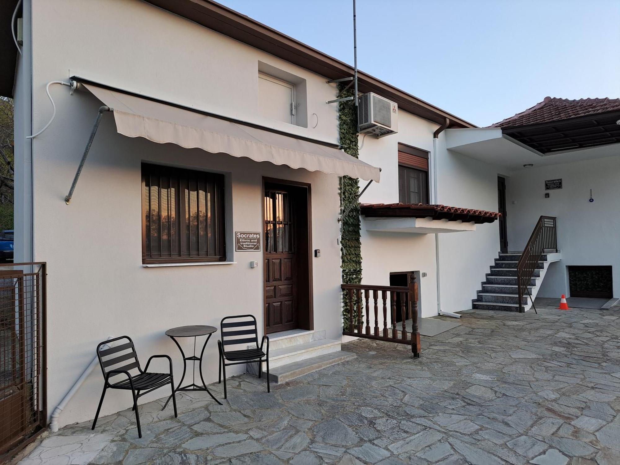 Socrates Ethnic And Traditional Studio Kalampáka Luaran gambar
